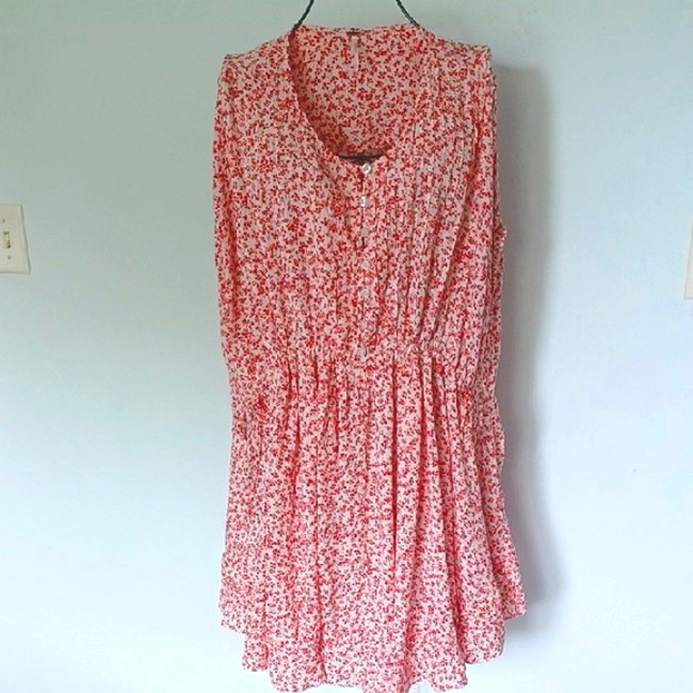 Free People Red Floral Print Adjustable Waistline Dress or Tunic Med-XL